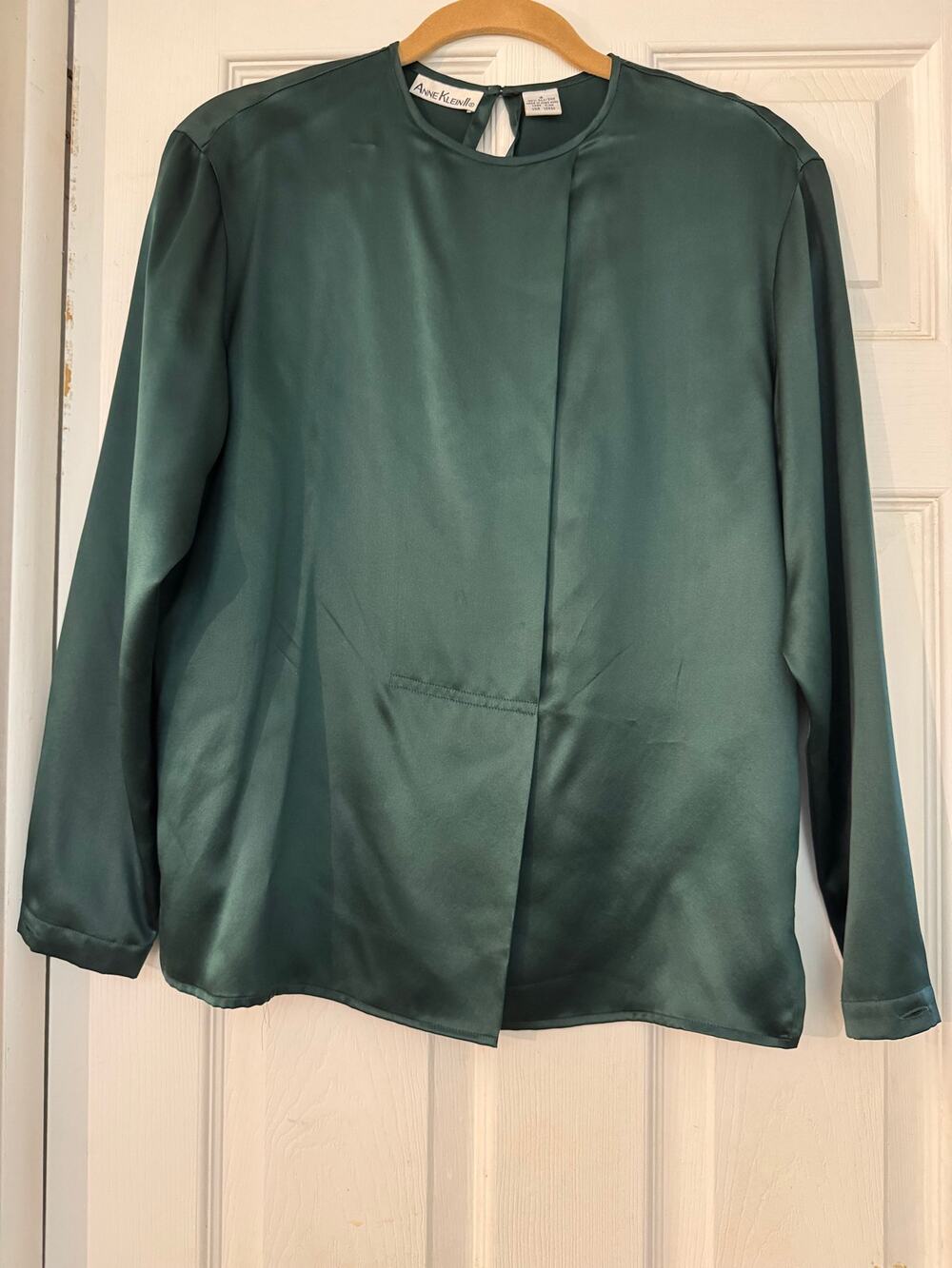 Vintage Anne Klein II 100% Silk Blouse Emerald Forest Green Keyhole Top Size 4